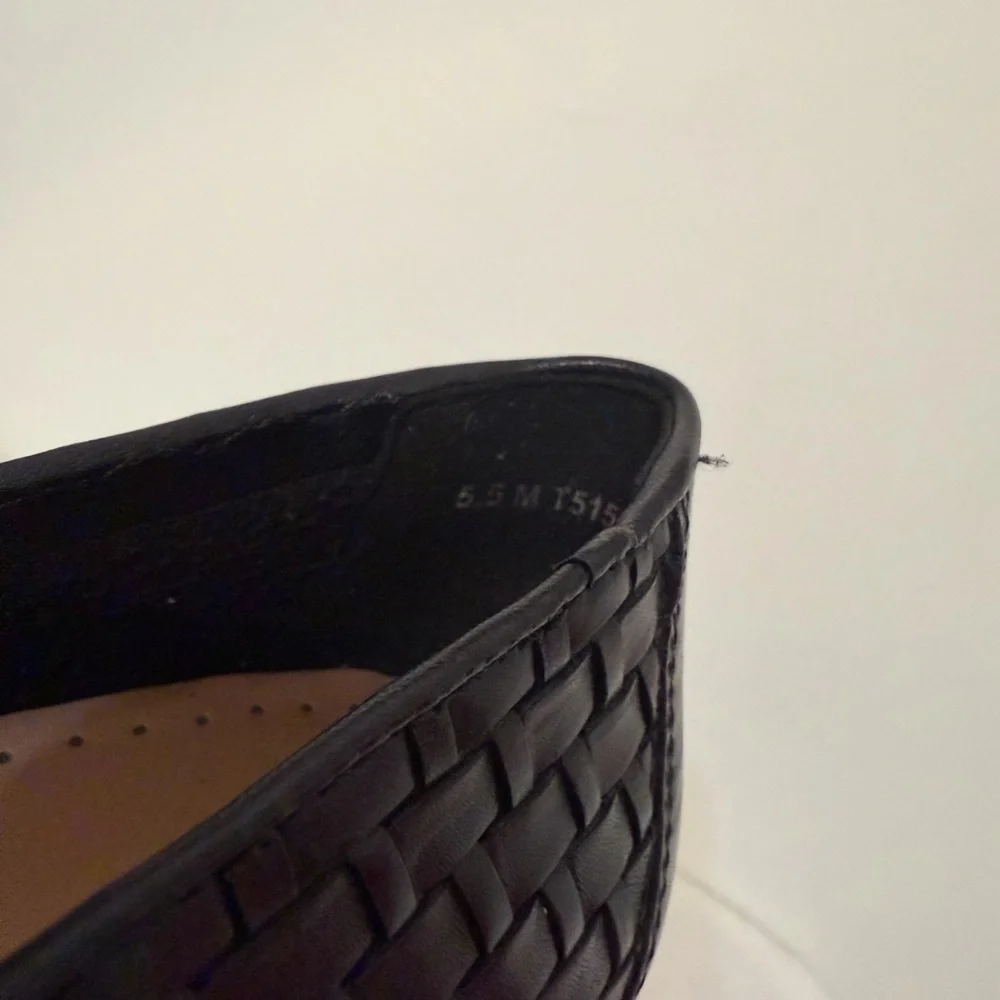 Trotters Black Woven Leather Flats
